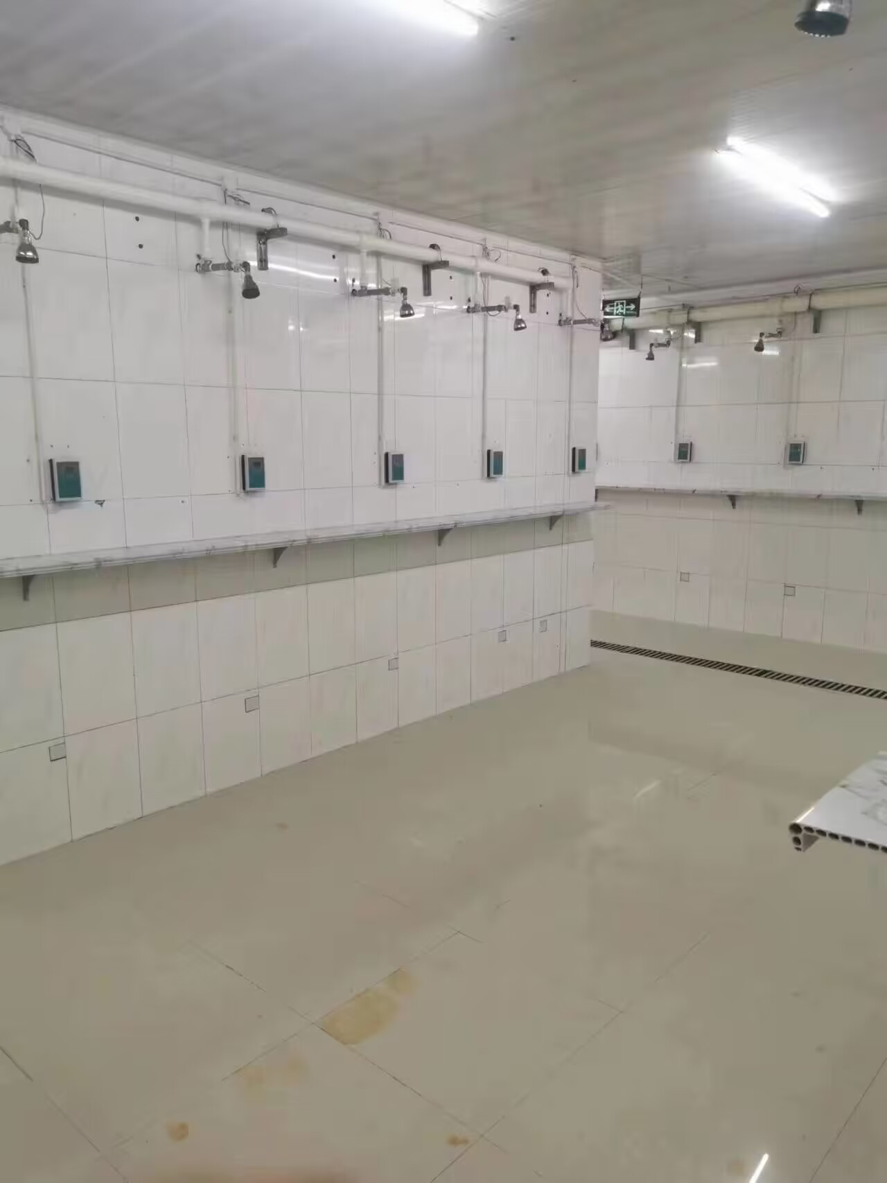 һ�wˮ�ؙC���bЧ��